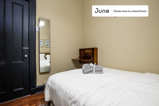 Photo - Room in Shared 4 bed/1 bath home Unit 1C