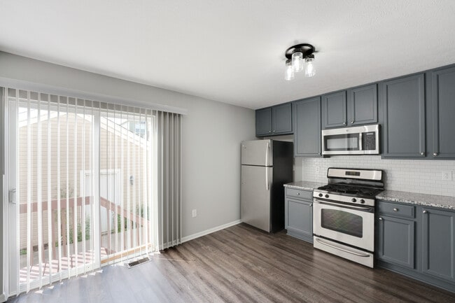 Cocina - Acceso al patio - 5757 High Rock Dr Unidad High Rock