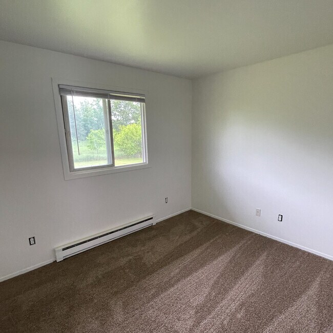 Photo - Byron Manor Apartments