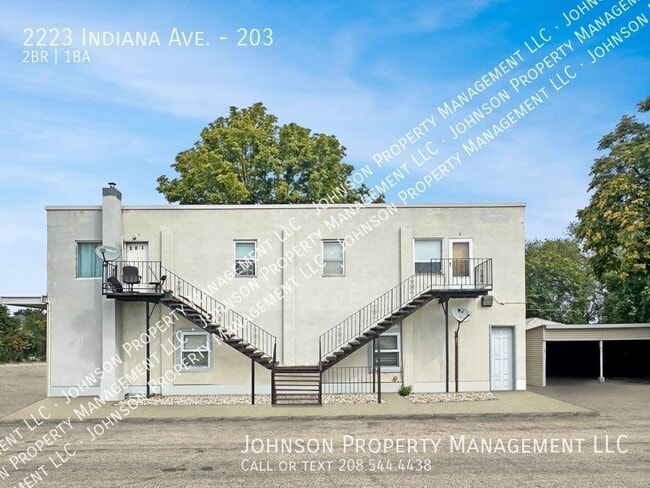 Building Photo - 2223 S Indiana Ave Unit 203