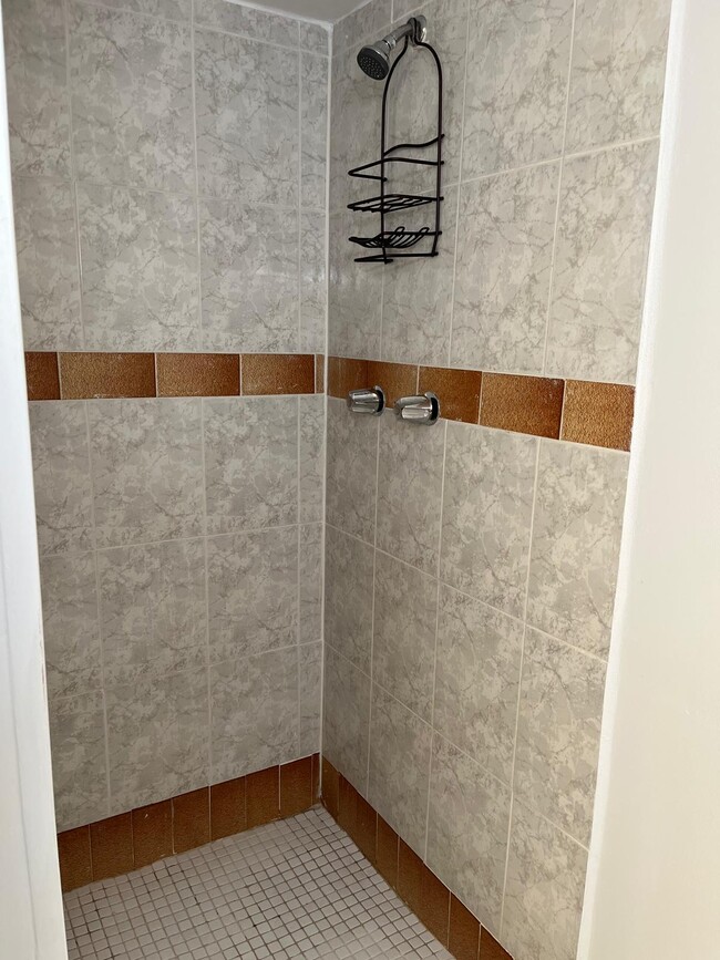 Photo - 4717 NW 7th St Unidad 304