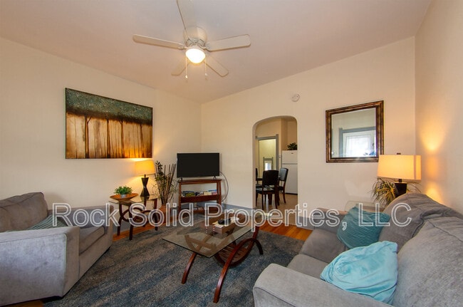 Photo - 311 E 5th Ave