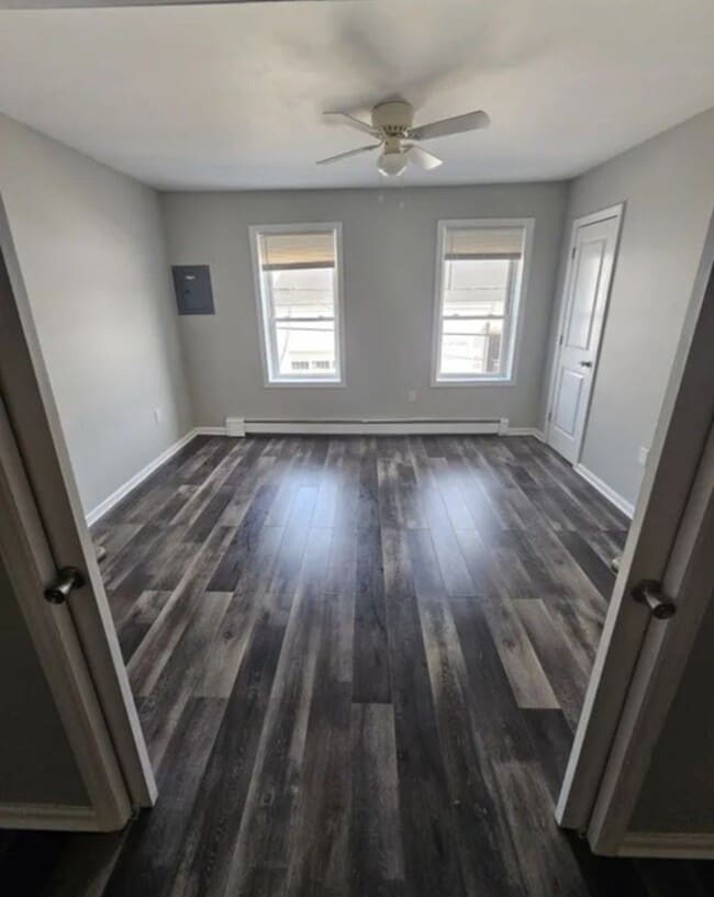 87 Jefferson St Unit 2