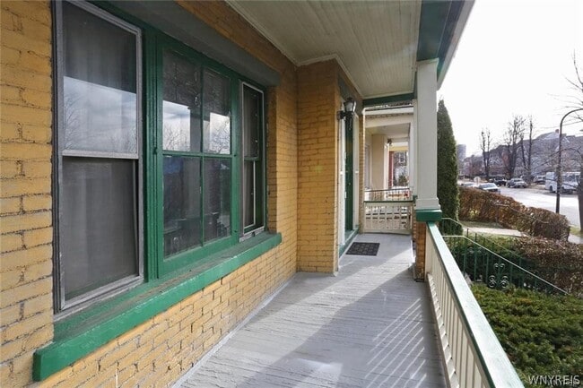 Photo - 475 Prospect Ave