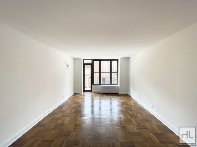 Building Photo - EAST 35 STREET