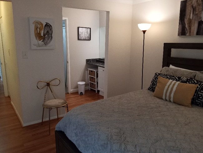 Building Photo - 106 Duvall Ln