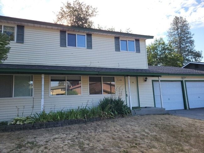 Building Photo - 1108 N 16th St