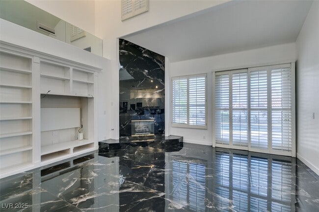 Photo - 174 Buena Ct