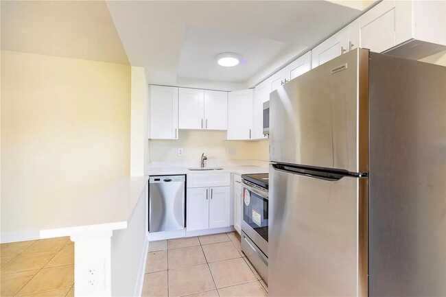 Photo - 391 SE 19th Ave Unidad 3