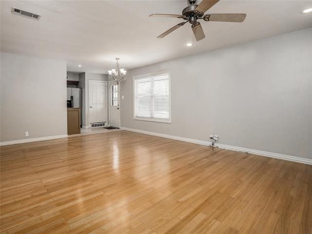 Photo - 917 Warren Way