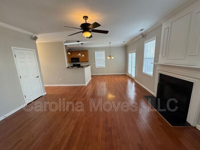 Photo - 104 Shairpin Ln