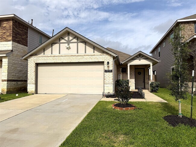 Building Photo - 7955 Fijian Cypress Dr