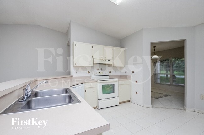 Photo - 1435 Sarasota Dr