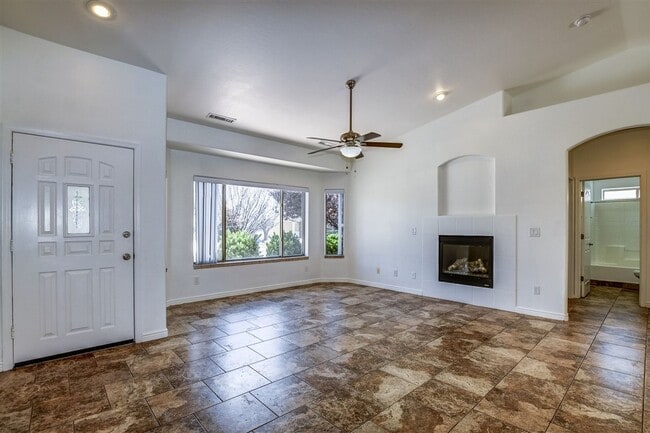 Photo - 3 bedroom, 2 bathroom home in Granville