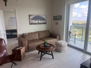 Photo - 2000 Metropica Wy Unit 1902