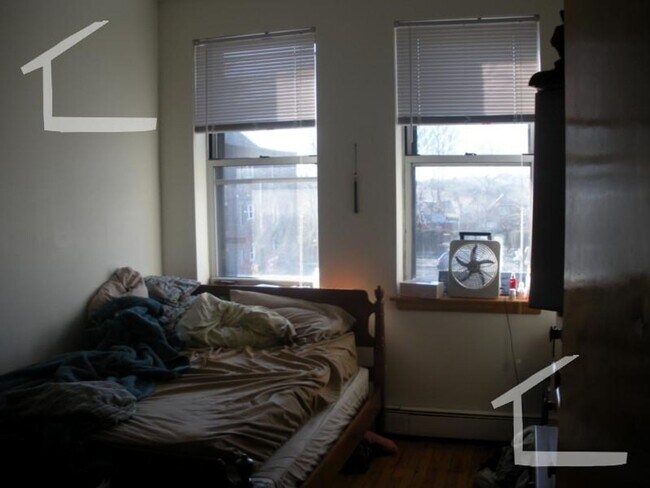 Photo - 202 Chestnut Hill Ave
