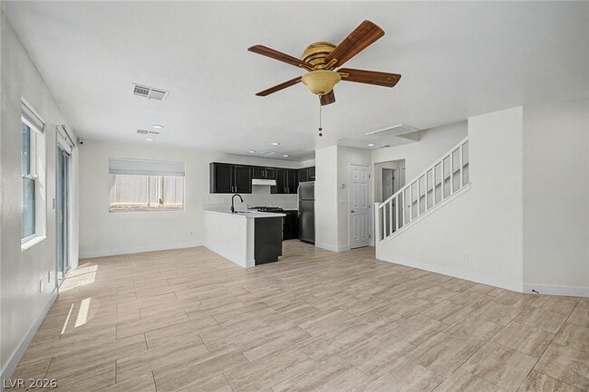 Photo - 8168 New Leaf Ave