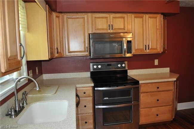 Photo - 7615 Stuhldreher St NW