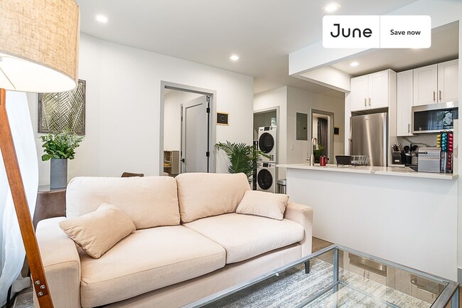Photo - 944 Columbus Ave