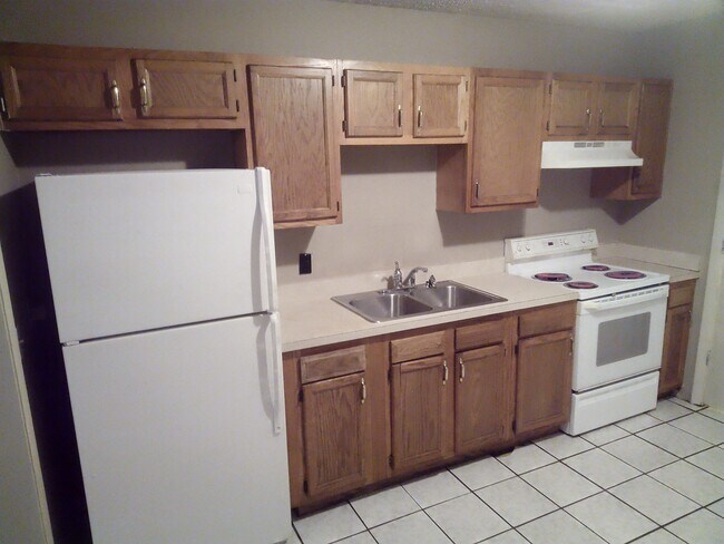 Photo - 2112 Allandale Cir W