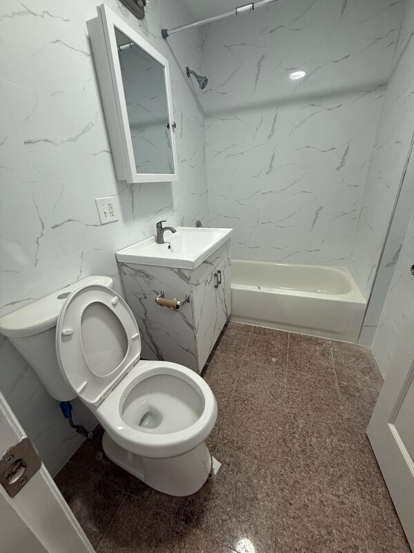 Photo - 99-14 43rd Ave