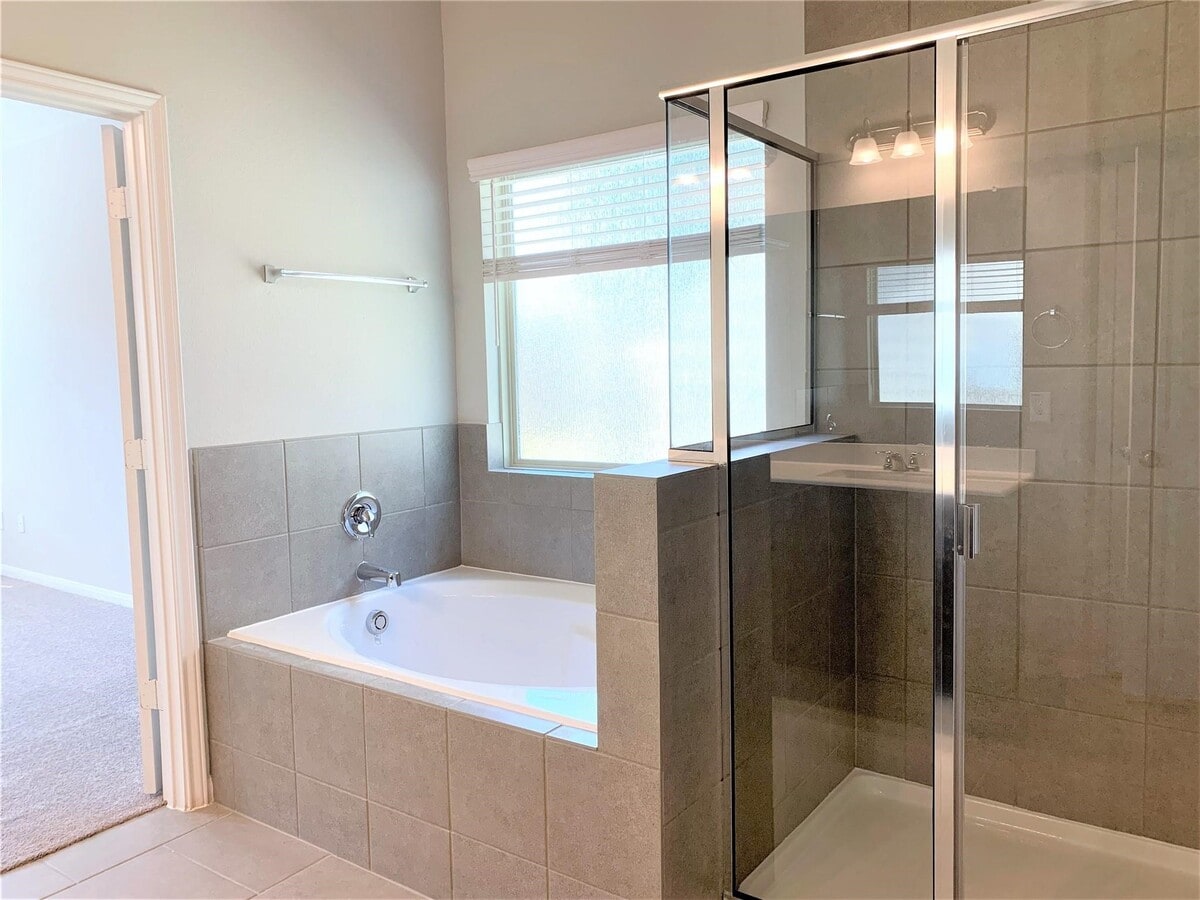 Photo - 14218 Singing Oaks Trl