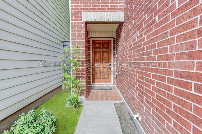 Photo - 650 Westcross St Unit 35