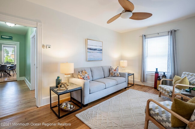 Photo - 132 Sampson Pl