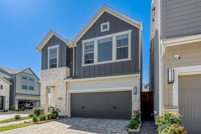 Photo - 10915 Brambling Wood Dr