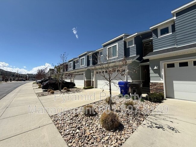 Photo - 15122 Gallant Dr