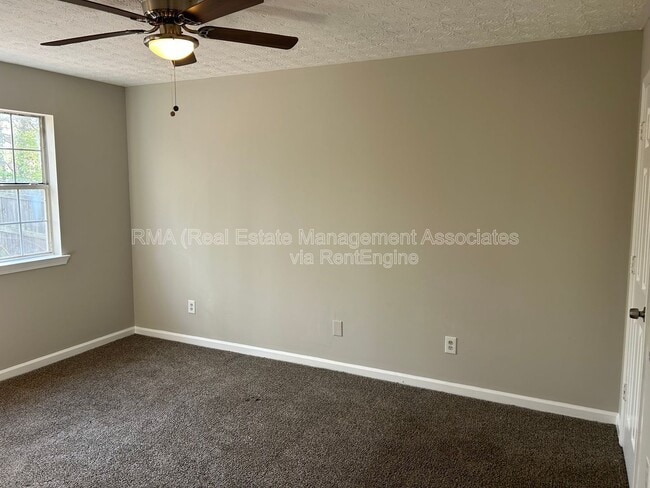 Photo - 118 Tuscany Ln