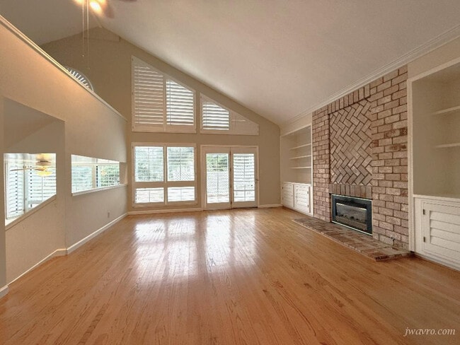 Photo - 165 Tiptoe Ln