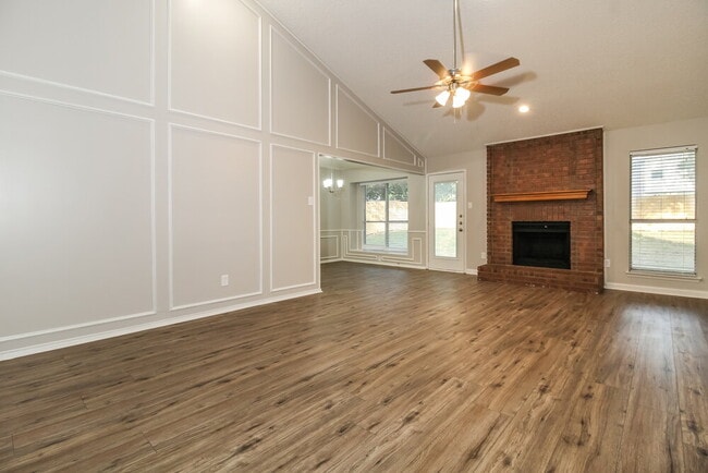 Photo - 9004 Willoughby Ct
