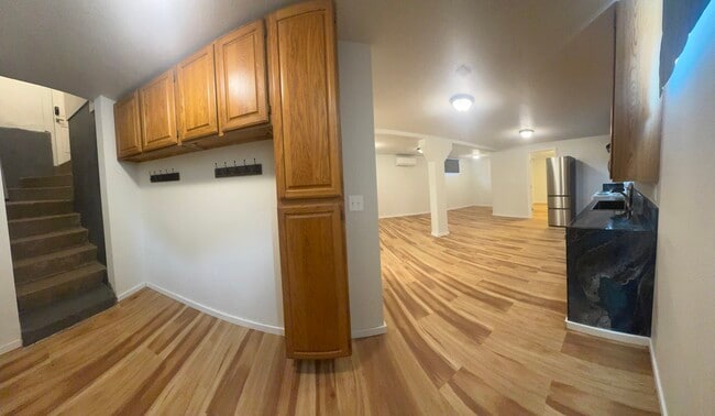 Building Photo - 11121 SE 31st Ave Unit b Rental