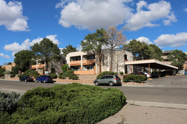 Netherwood North - Netherwood North Apartments