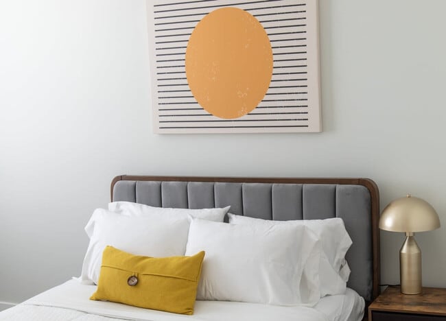 Photo - 601 E Pete Rose Wy Unit SI ID1475830P