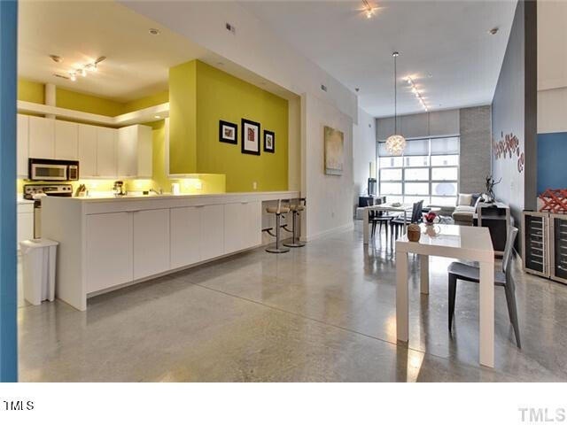 Building Photo - 319 Fayetteville St Unit 312 Rental