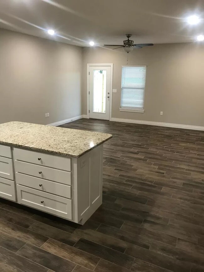 605 Spring Ridge Rd Townhome Townhome Rental in Warrensburg MO