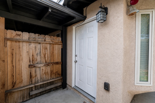 Photo - 8840 San Vicente Ave Unit 2
