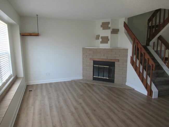 Photo - 3909 Smoke Tree Dr