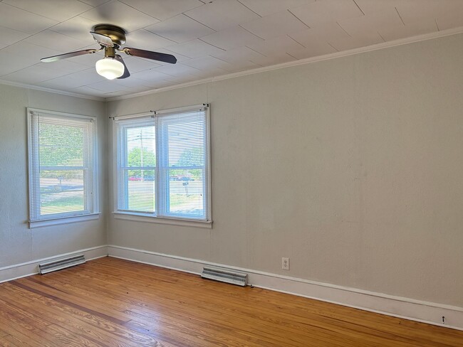 Photo - 2 Bedroom, 1 Bathroom House in High Point!