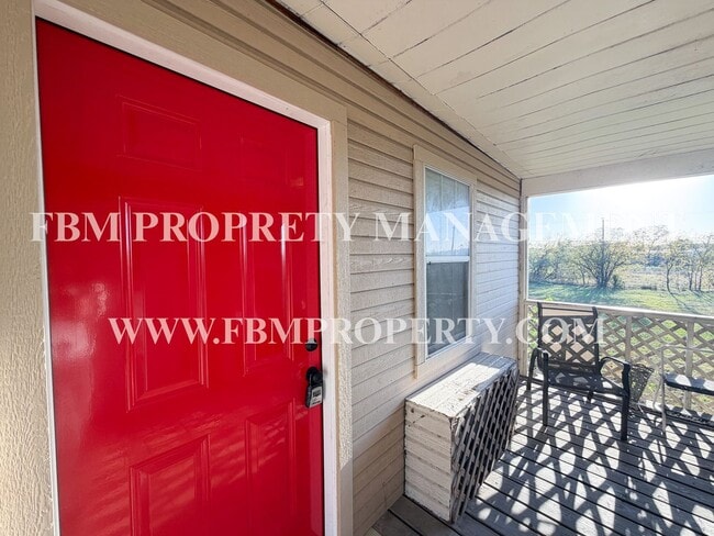 Photo - 1509 S Oak Grove Rd Unit D