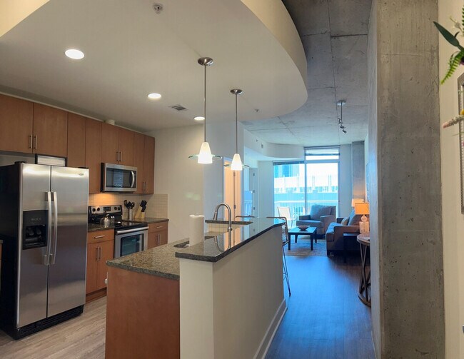 Photo - 300 S Church St Unidad ID1344154P