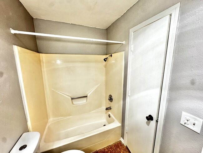 Photo - 4110 Faith Rd