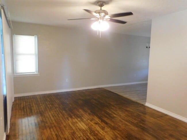 Photo - 2207 NW 22nd St