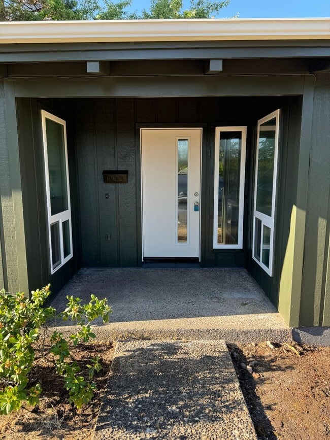 Photo - Terrific 3 Bedroom, 2 Bathroom in South Eugene