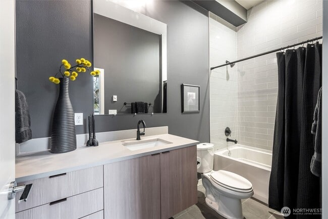 Photo - 2515 E Yesler Wy