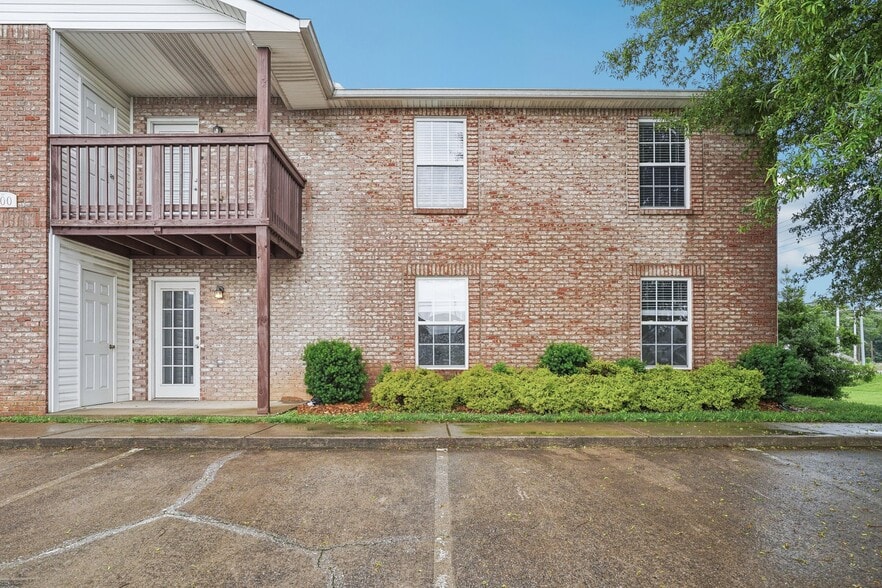 3301 Royster Apartments