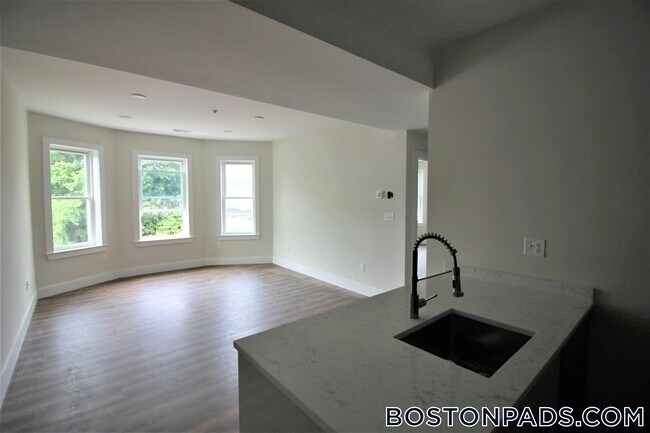 843 Columbia Rd Unidad 3
