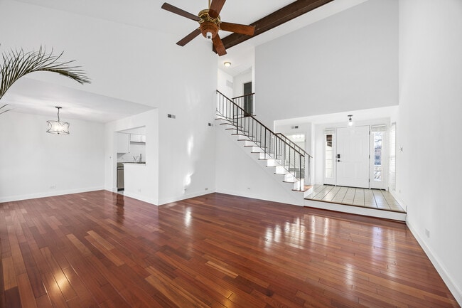 Photo - 120 White Birch Ln